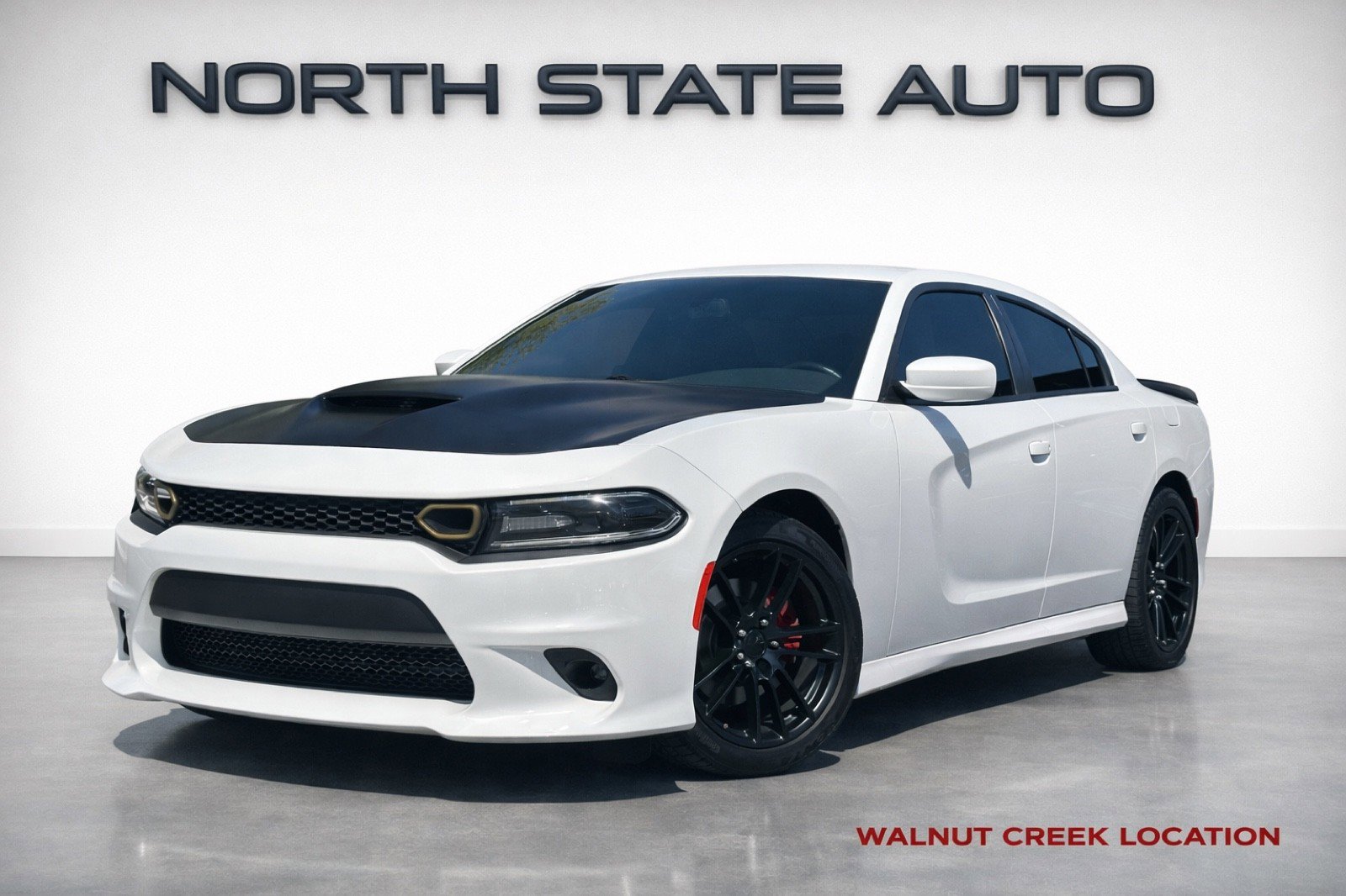 Used 2019 Dodge Charger GT image 1