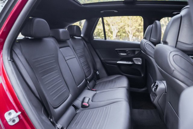 Used 2023 Mercedes-Benz GLC 300 w/ AMG Line image 37