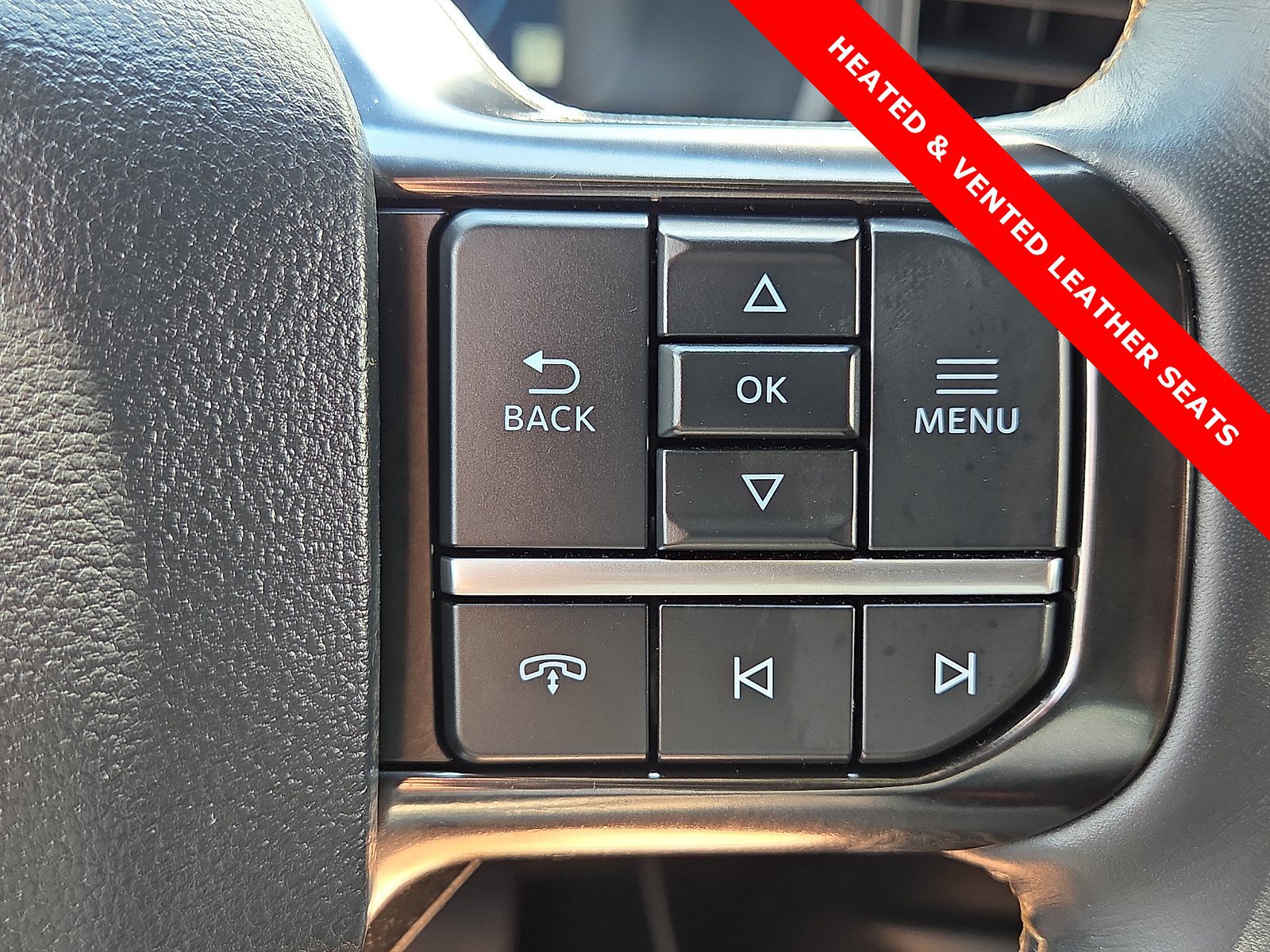 Used 2024 Ford Expedition Platinum AWD/4WD image 22
