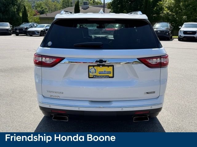 Used 2018 Chevrolet Traverse Premier w/ Driver Confidence II Package FWD image 6