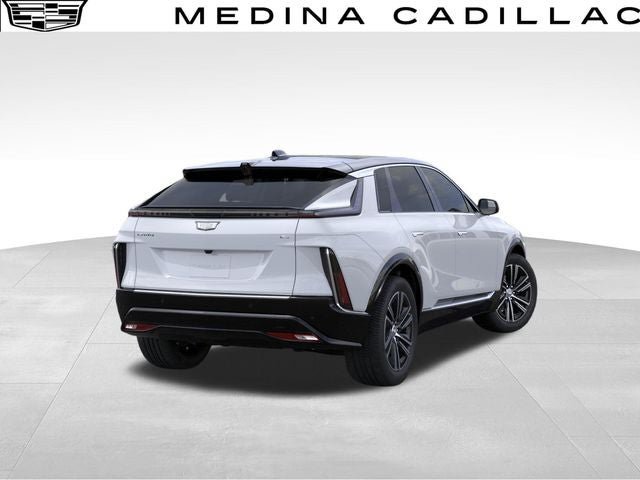 New 2027 Cadillac Lyriq Luxury w/ LPO, Floor Liner Package AWD/4WD image 4