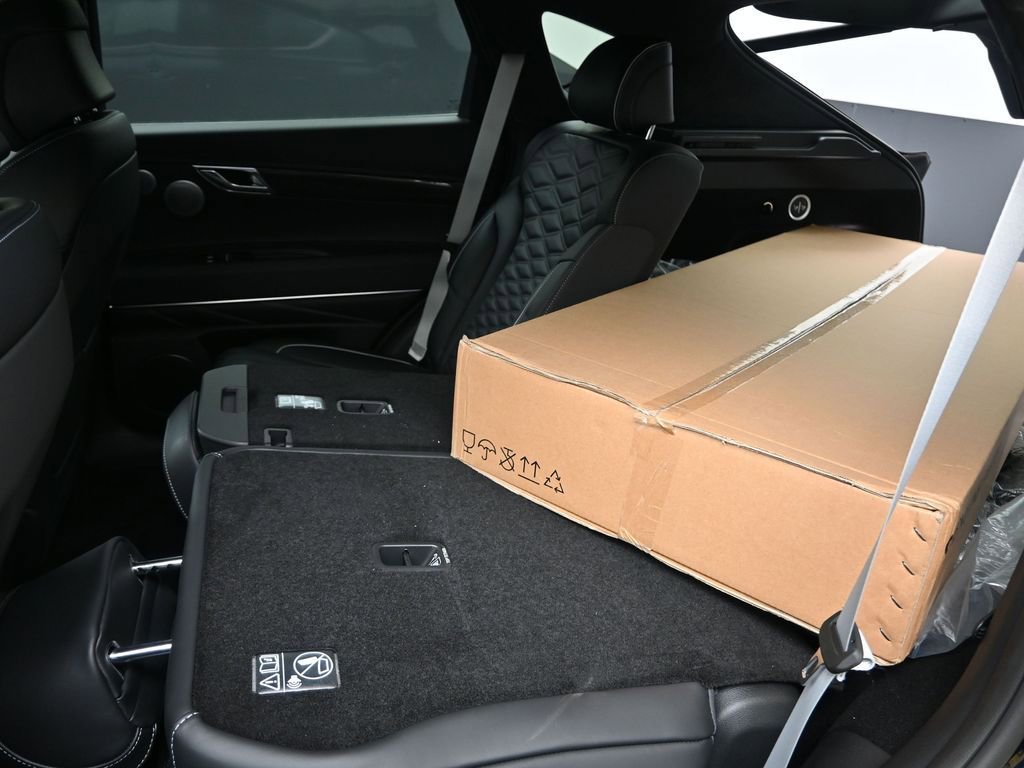 New 2025 Genesis GV80 3.5T e-SC AWD/4WD image 18