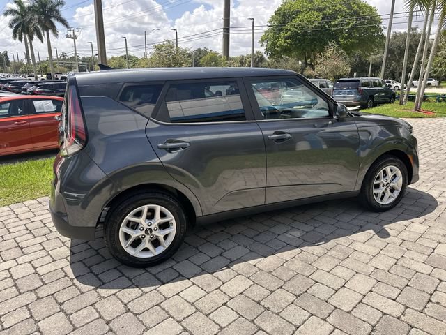 Used 2024 Kia Soul LX w/ Option Group 015 FWD image 20