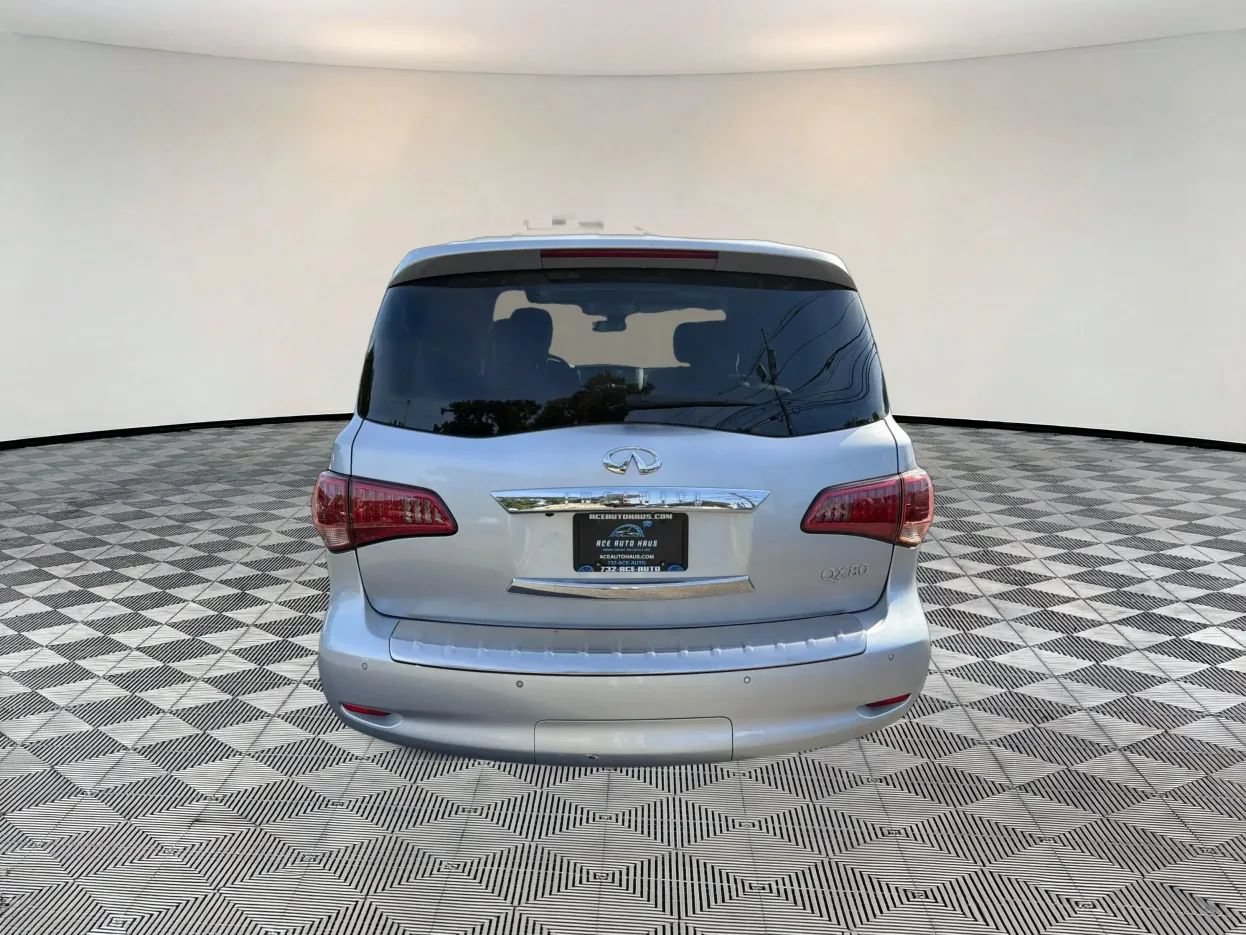 Used 2016 INFINITI QX80 4WD w/ All Season Package image 6
