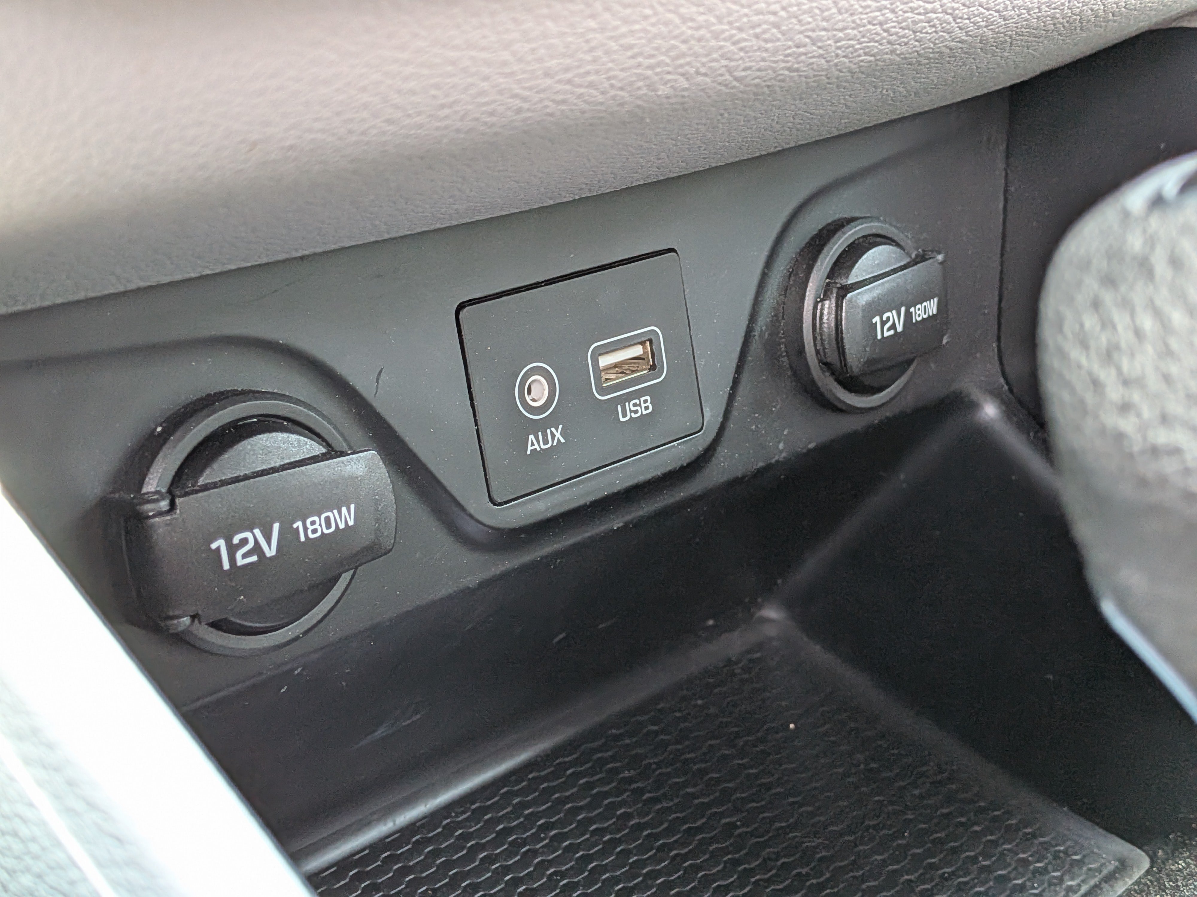 Used 2019 Hyundai Tucson SEL w/ Cargo Package FWD image 31