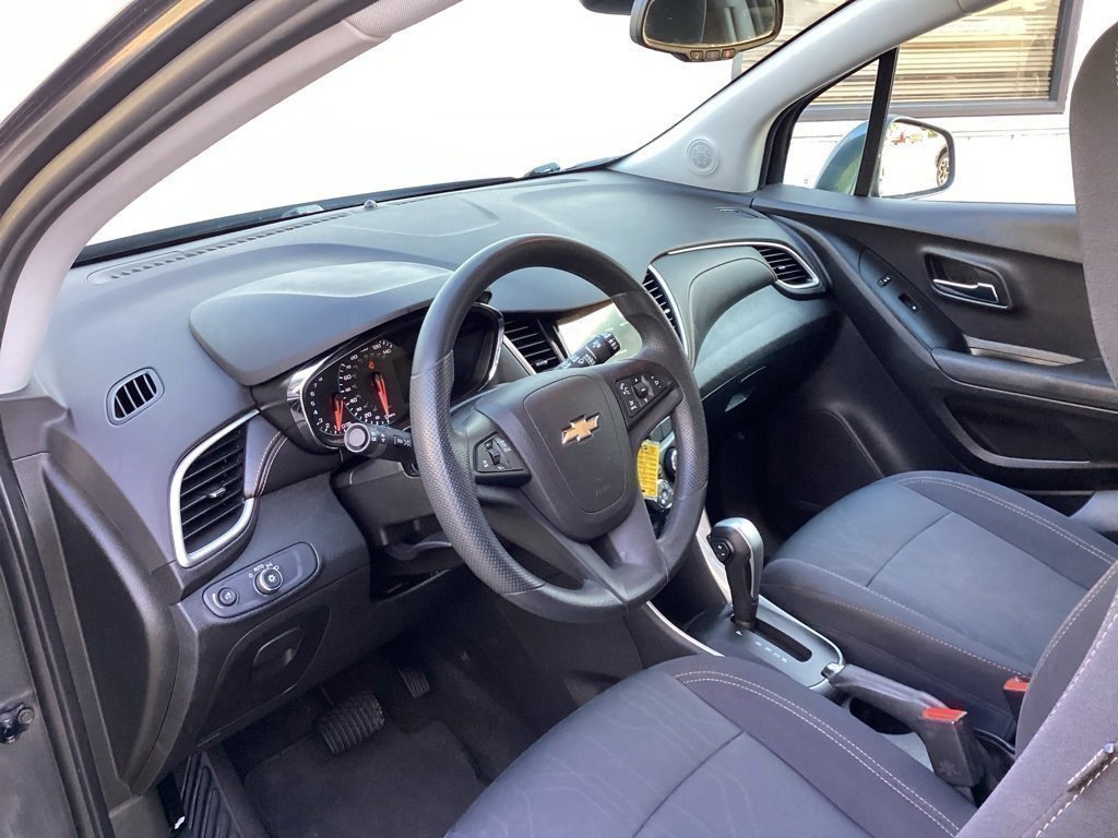 Used 2019 Chevrolet Trax LT image 25