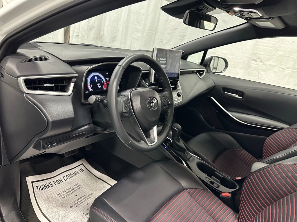 Used 2025 Toyota Corolla XSE FWD image 15