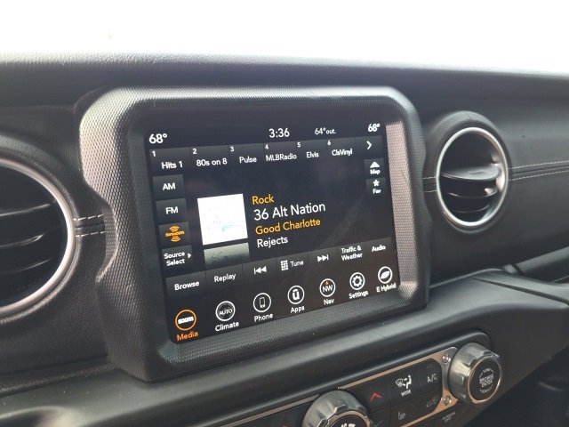 Used 2023 Jeep Wrangler Unlimited Rubicon 4xe w/ Safety Group image 23