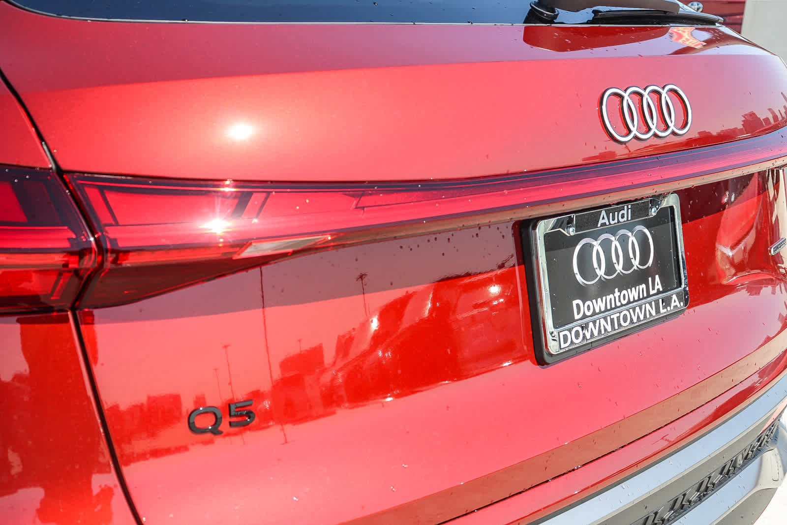 New 2025 Audi Q5 Prestige image 8