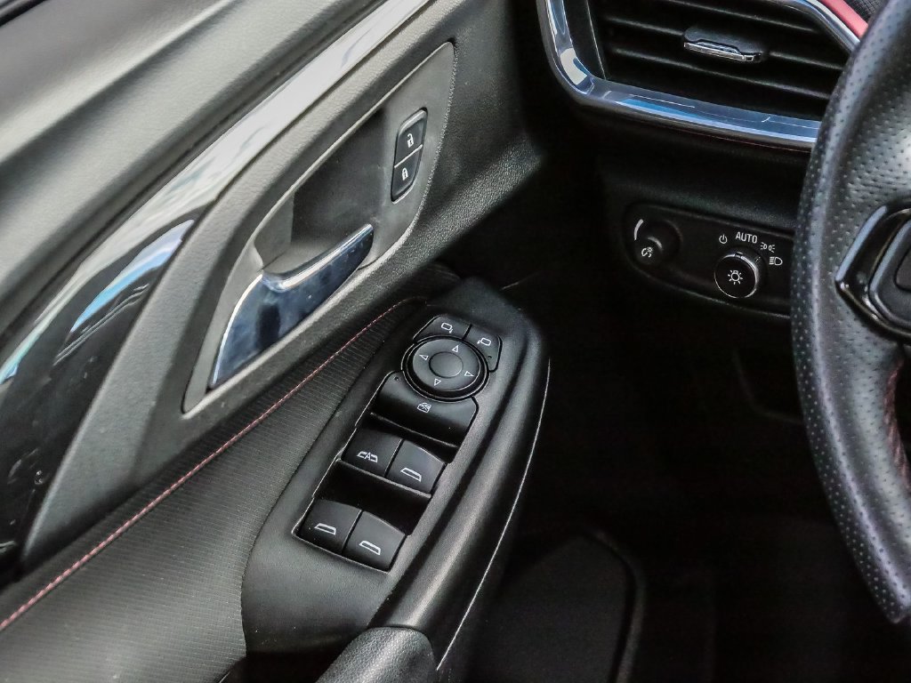 Used 2023 Chevrolet TrailBlazer RS w/ Convenience Package FWD image 25