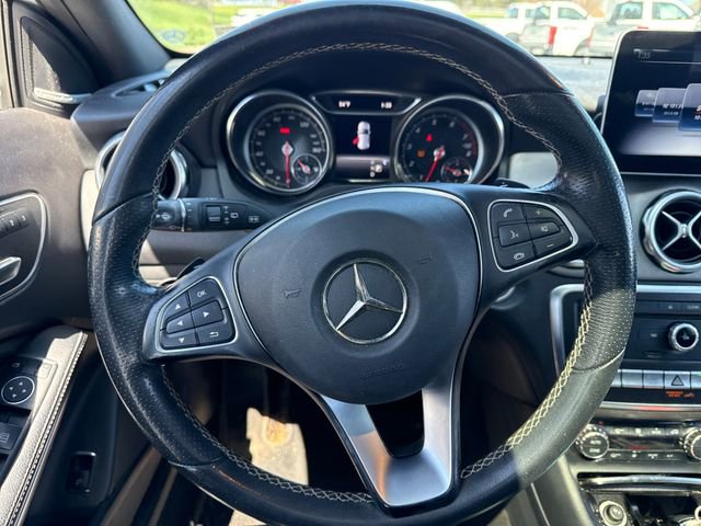 Used 2018 Mercedes-Benz GLA 250 4MATIC image 20