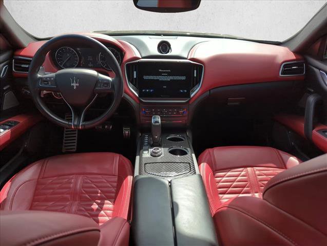 Used 2022 Maserati Ghibli Trofeo image 20