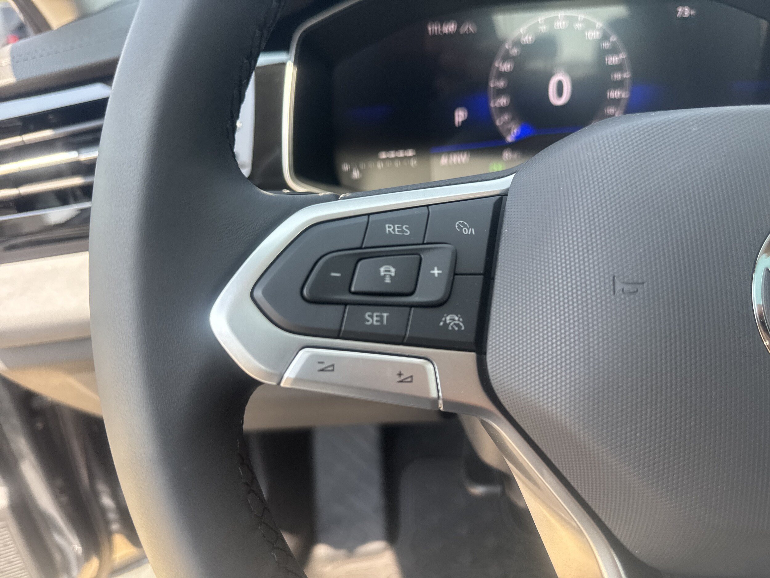 New 2026 Volkswagen Jetta SE FWD image 13
