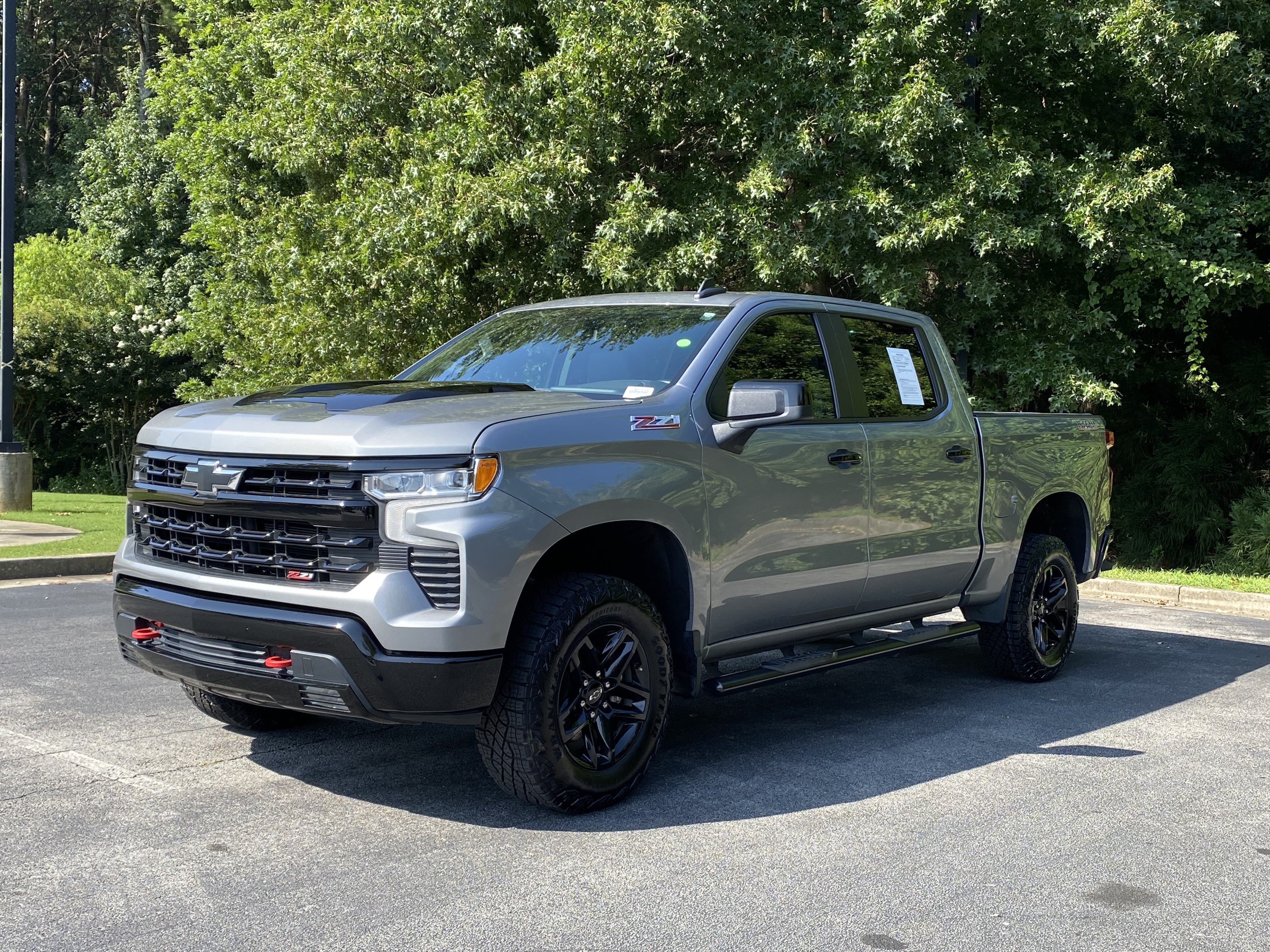 Used 2024 Chevrolet Silverado 1500 LT Trail Boss w/ Convenience Package II AWD/4WD image 5