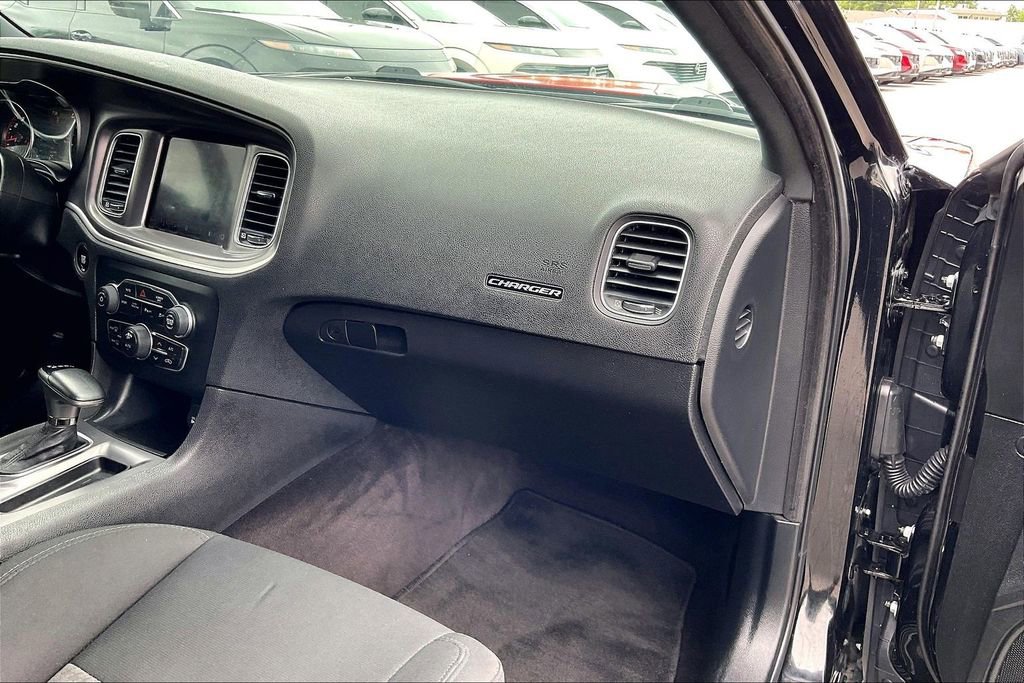 Used 2019 Dodge Charger R/T RWD image 22