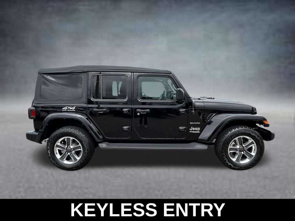 Used 2022 Jeep Wrangler Unlimited Sahara AWD/4WD image 6