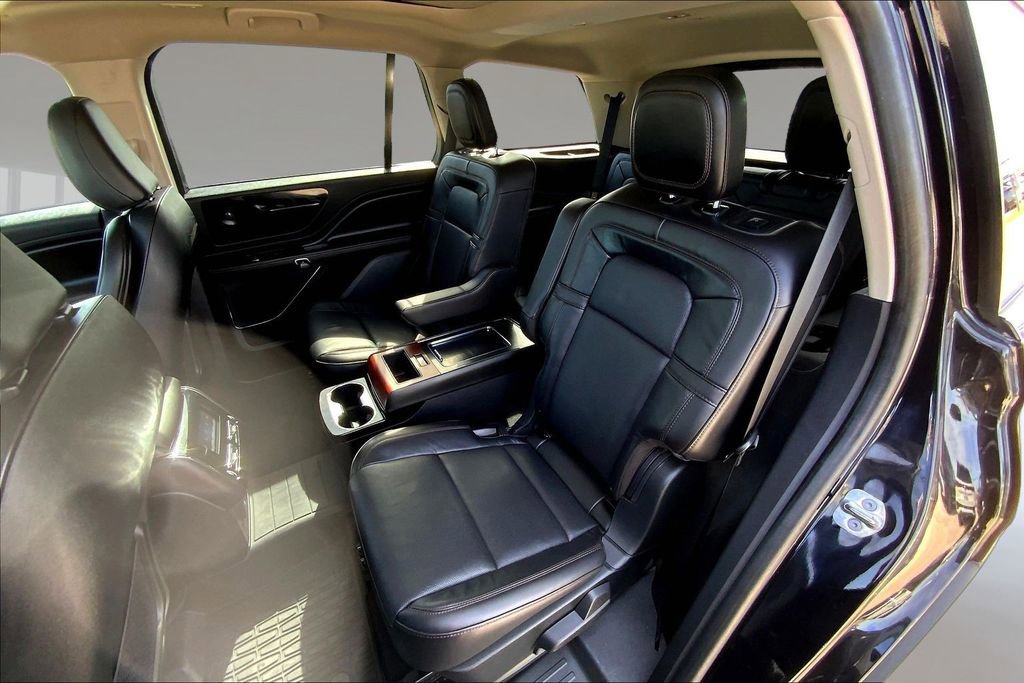 Used 2023 Lincoln Aviator Reserve w/ Equipment Group 201A image 24
