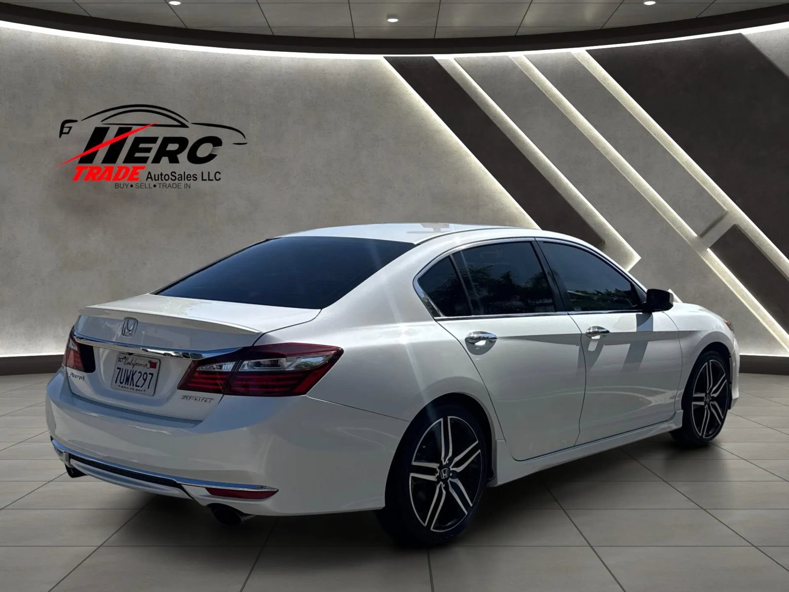 Used 2017 Honda Accord Sport image 53