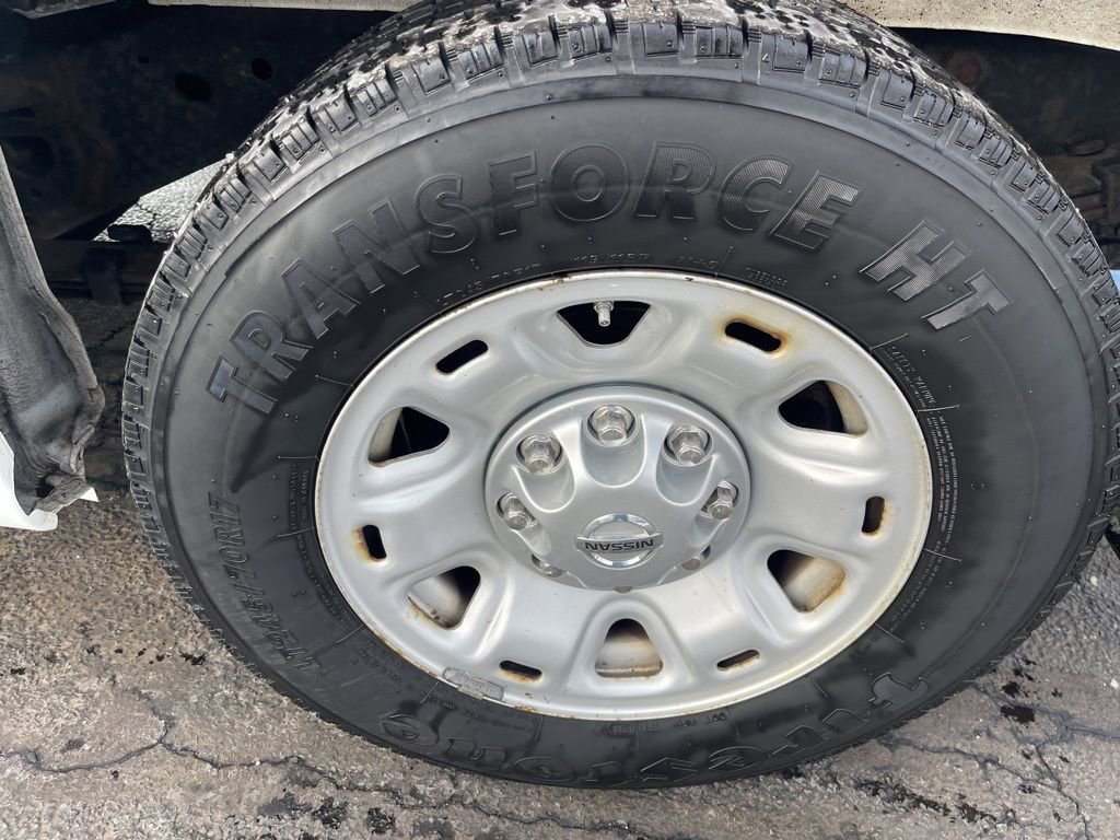 Used 2015 Nissan NV 3500 SV w/ Technology Package image 17