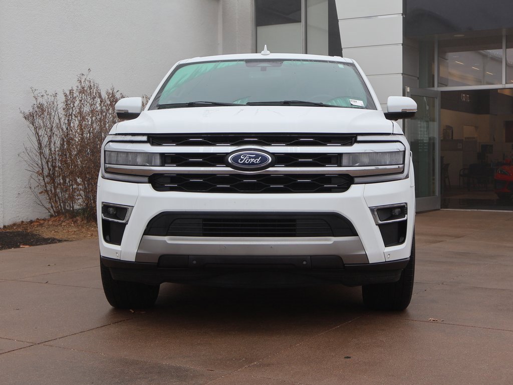 Used 2024 Ford Expedition Max Limited image 3