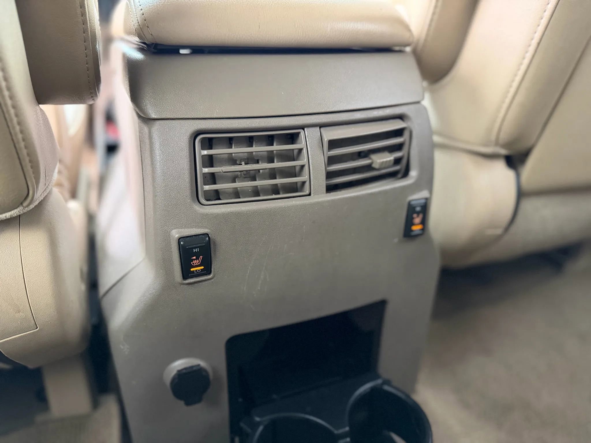 Used 2015 Nissan Armada Platinum image 21