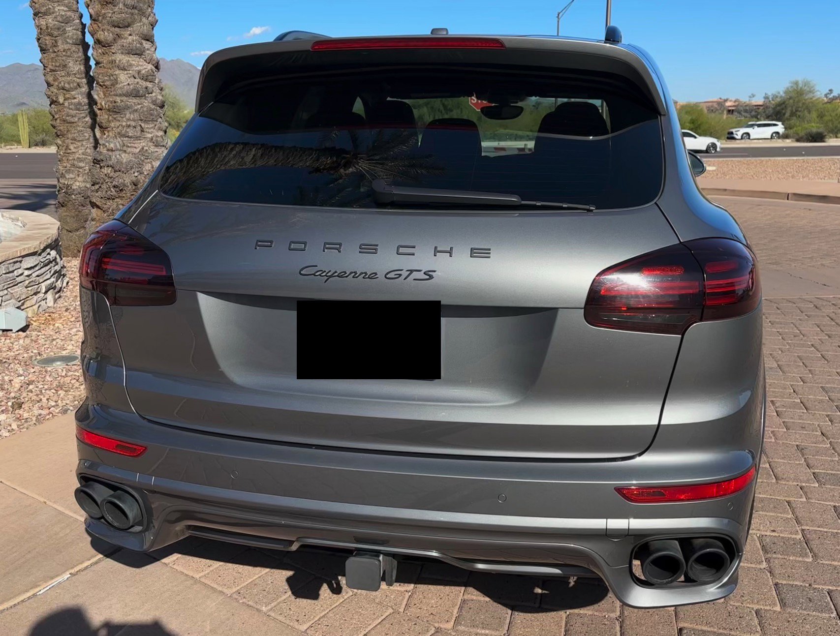 Used 2016 Porsche Cayenne GTS image 3