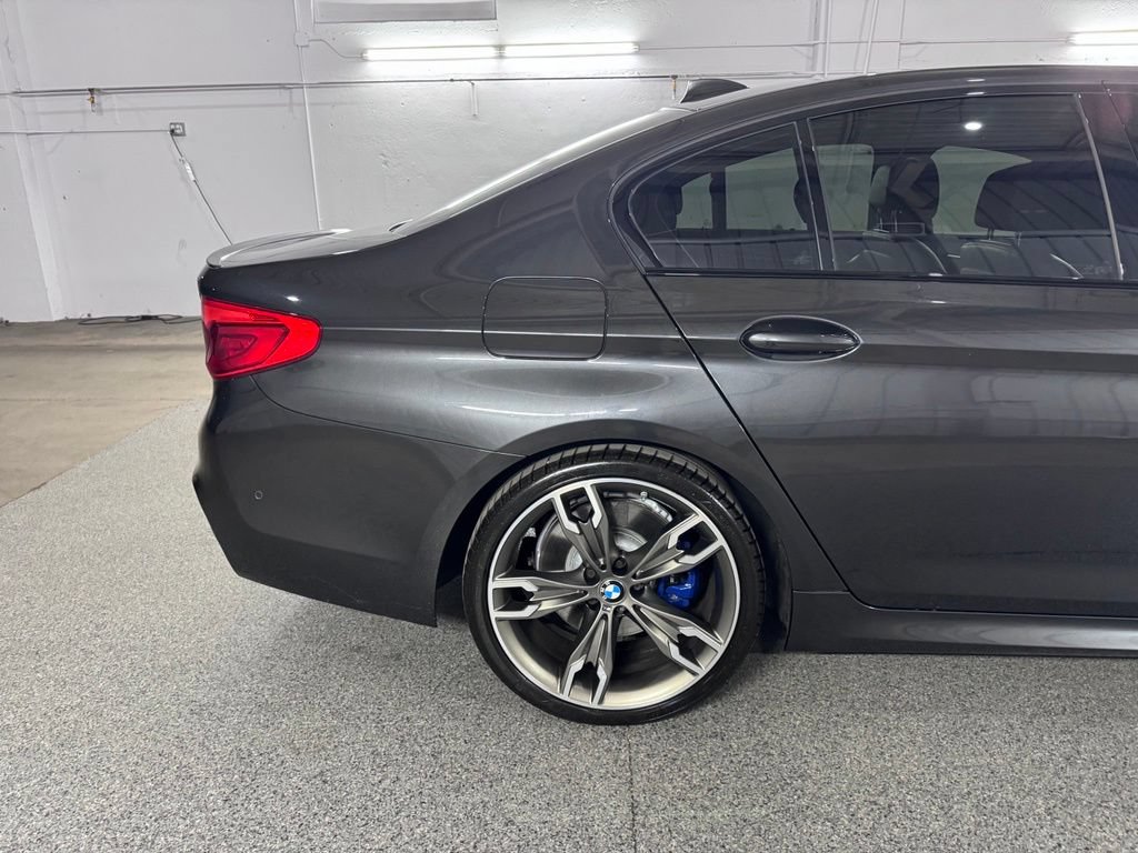 Used 2019 BMW M550i xDrive AWD/4WD image 6