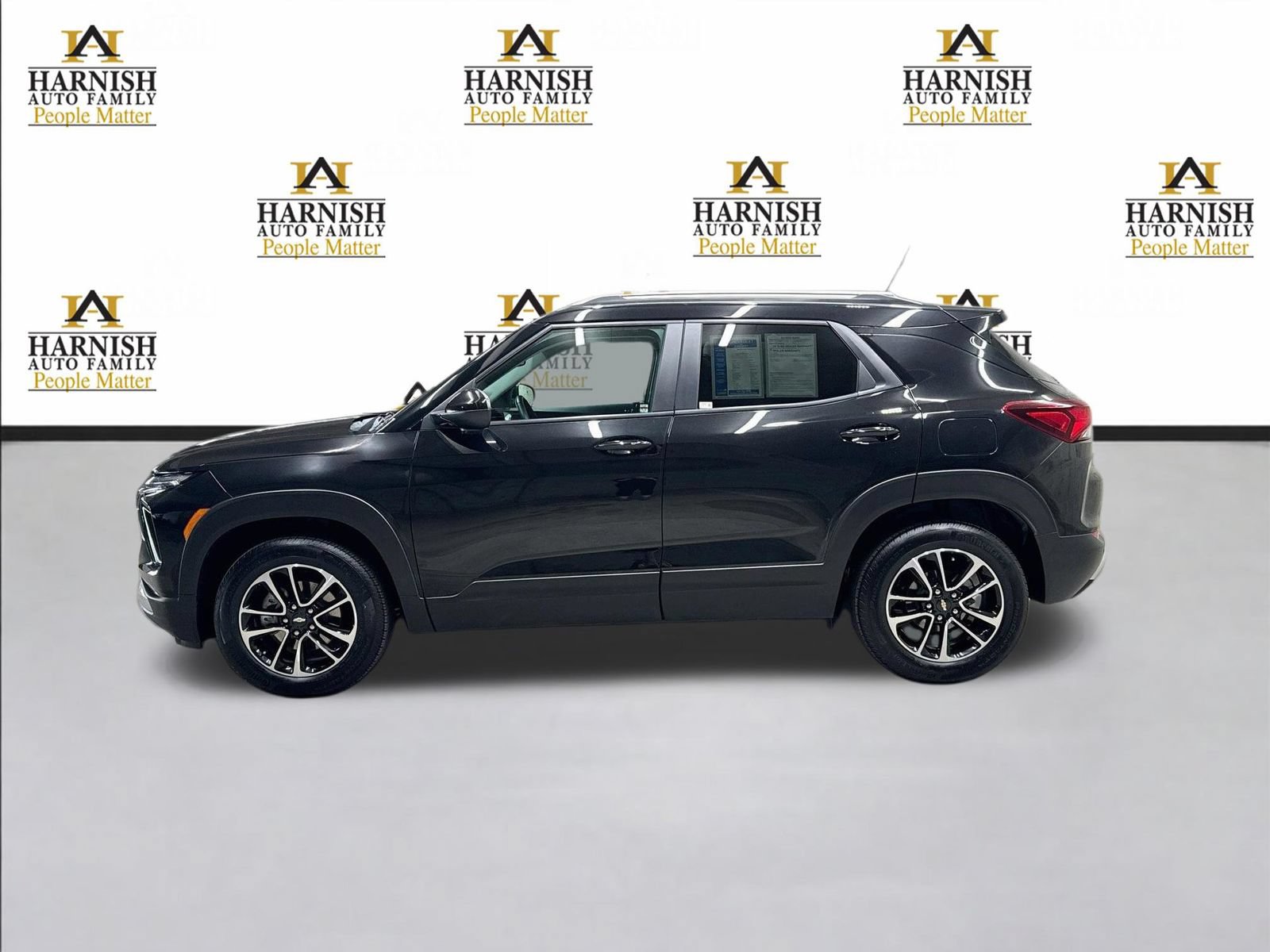 Used 2024 Chevrolet TrailBlazer LT w/ Convenience Package AWD/4WD image 10