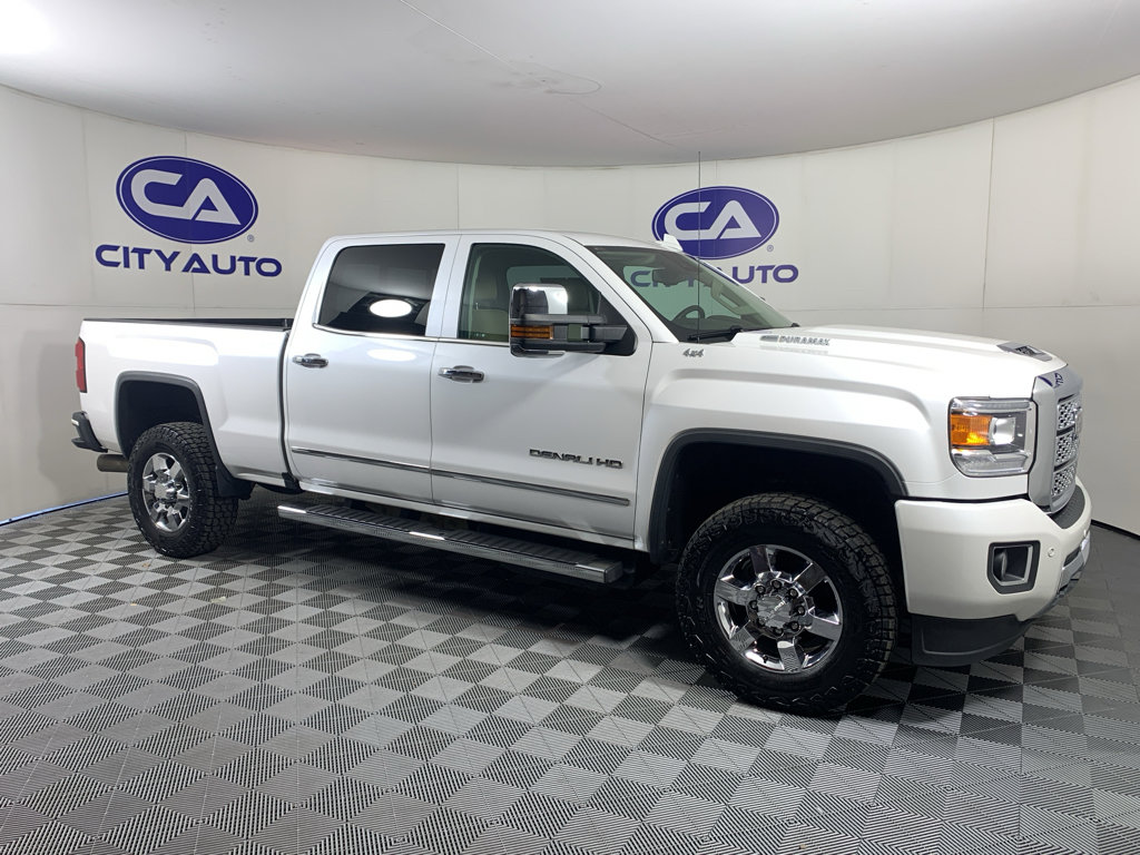 Used 2019 GMC Sierra 3500 Denali w/ Duramax Plus Package video 1