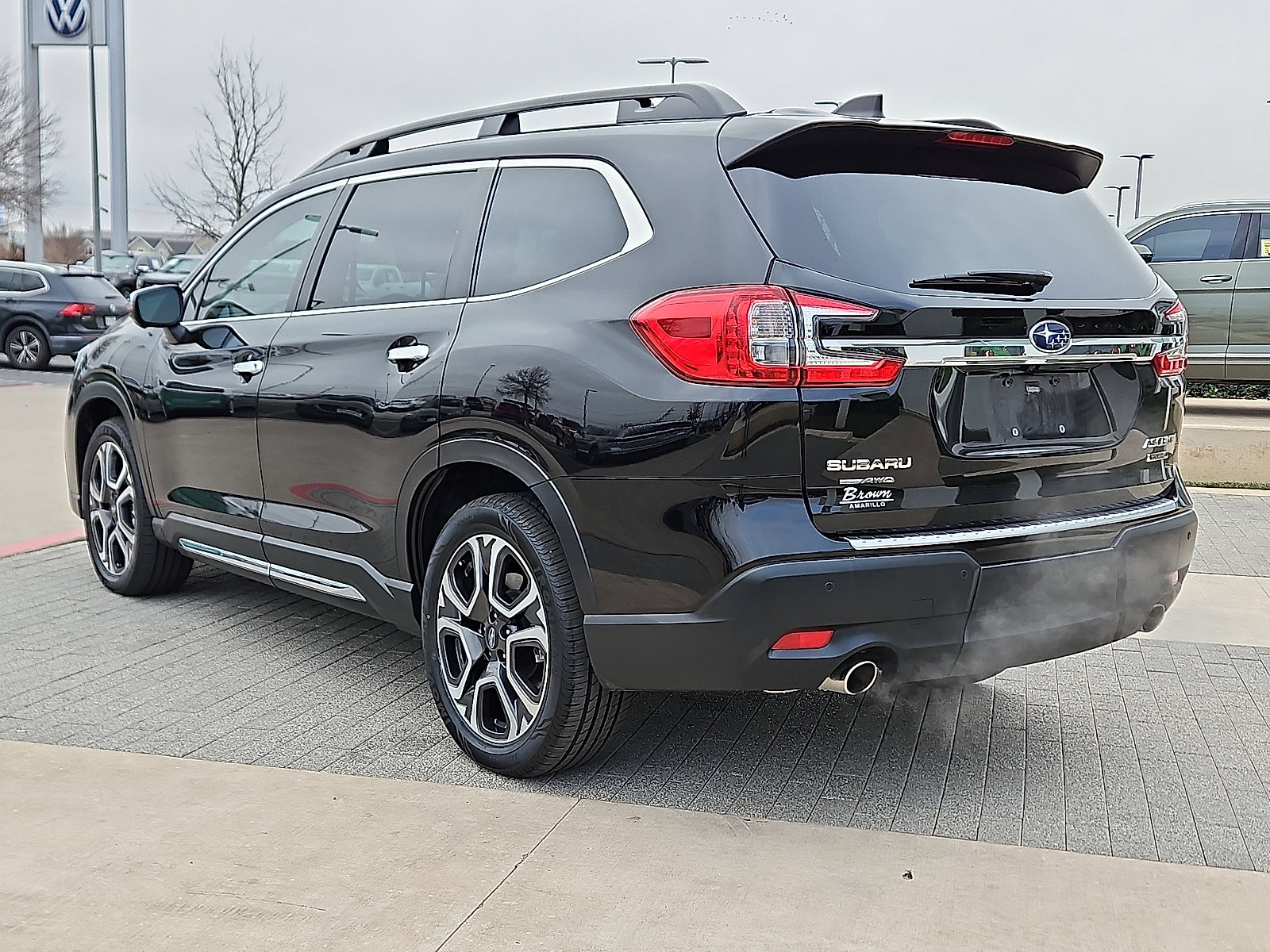 Used 2023 Subaru Ascent Touring image 2