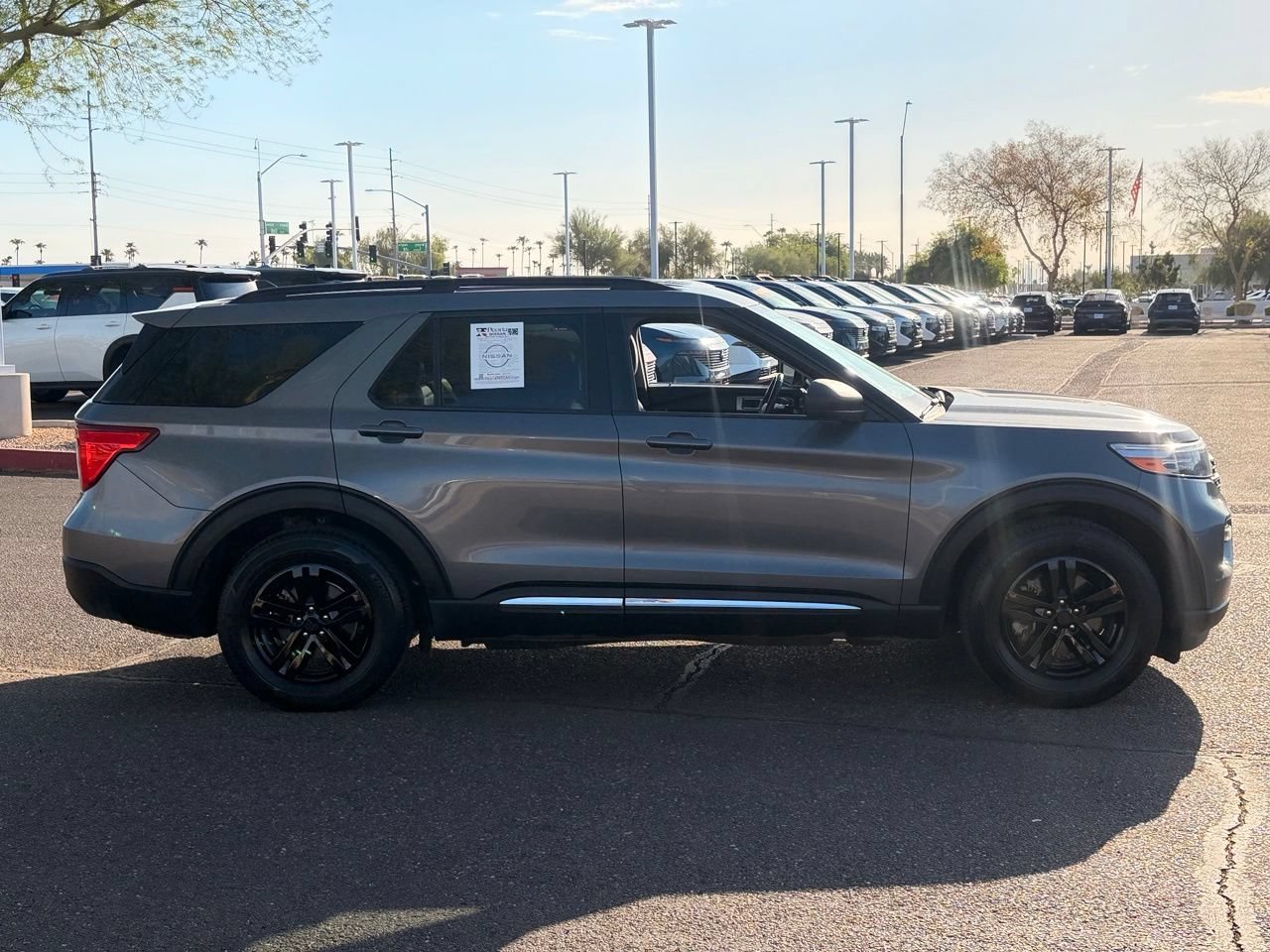 Used 2023 Ford Explorer XLT w/ Equipment Group 202A RWD image 33