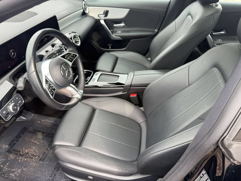 Used 2025 Mercedes-Benz CLA 250 4MATIC image 12