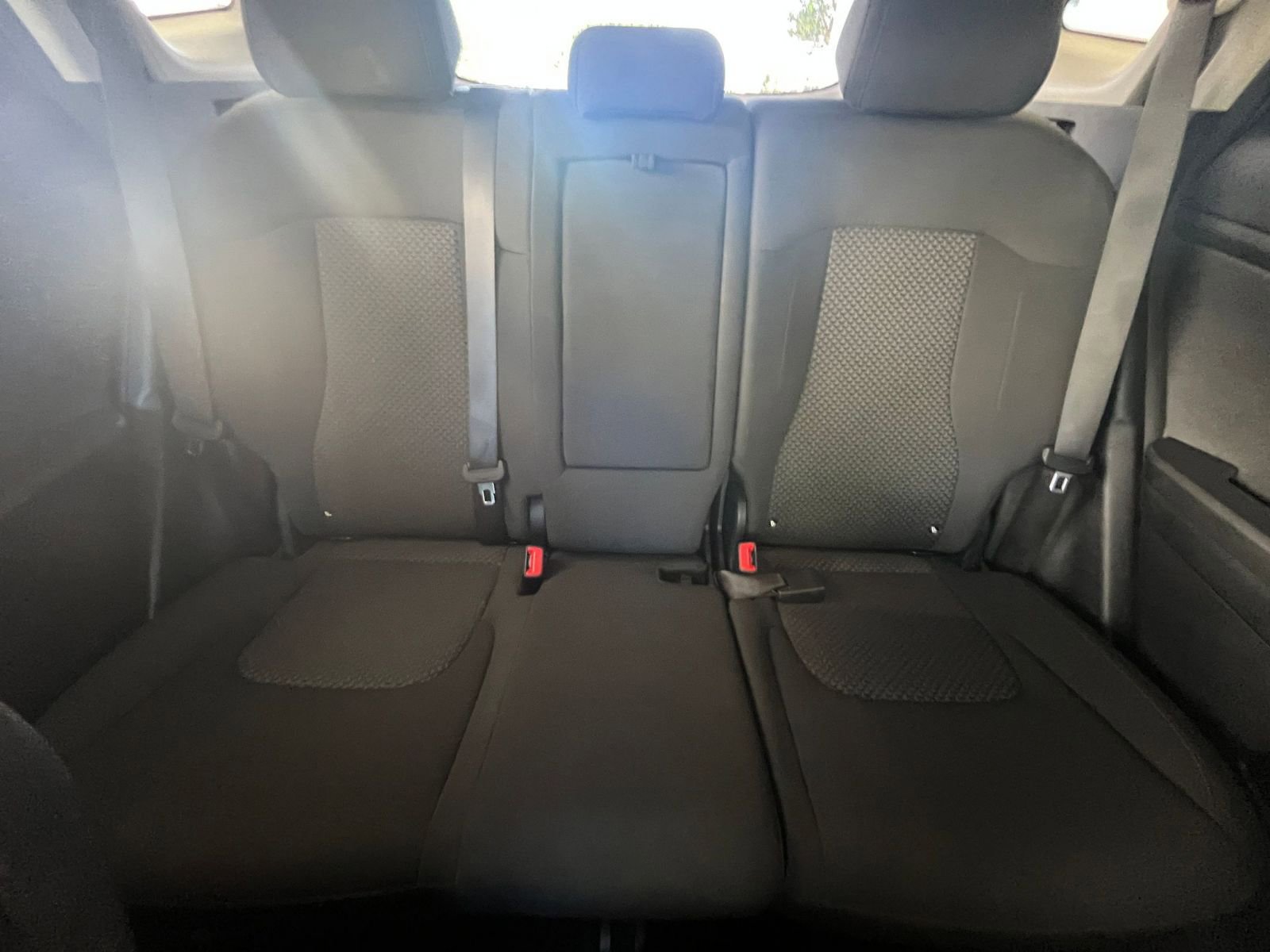 Used 2025 Kia Sportage LX image 37