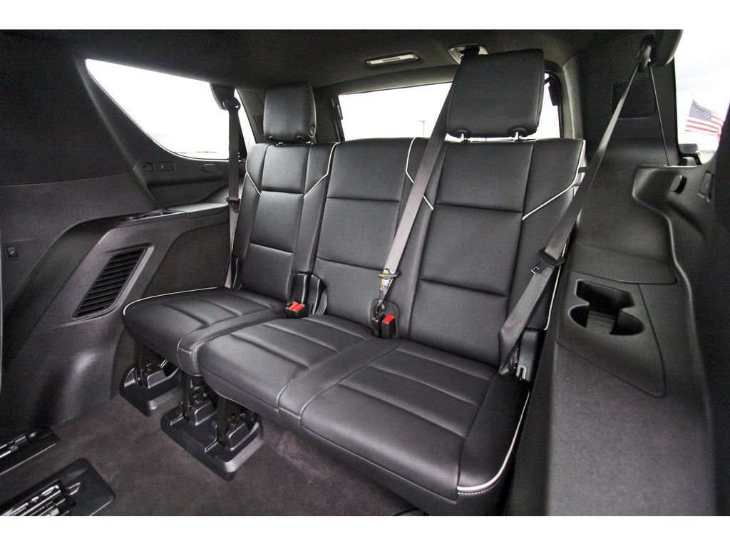 Used 2025 Cadillac Escalade Sport w/ LPO, Floor Liner Package RWD image 13