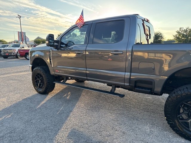 Used 2023 Ford F250 Lariat w/ Lariat Ultimate Package image 24