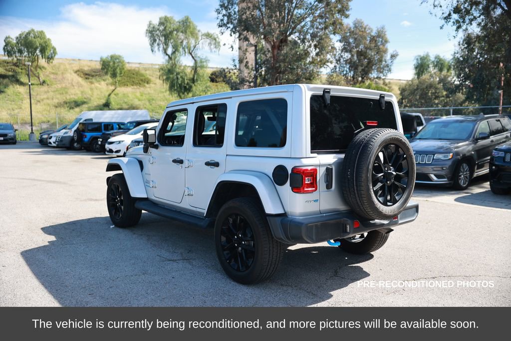 Used 2022 Jeep Wrangler Unlimited Sahara w/ Cold Weather Group image 3