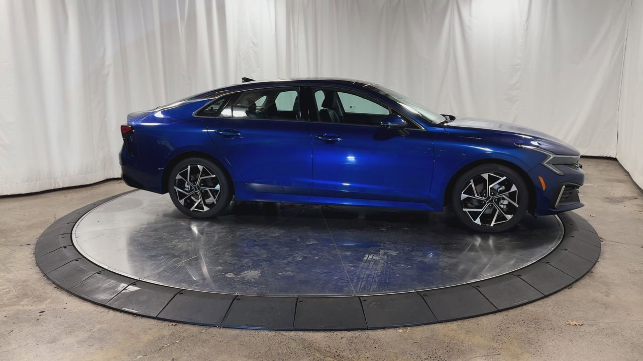 Used 2025 Kia K5 EX image 2