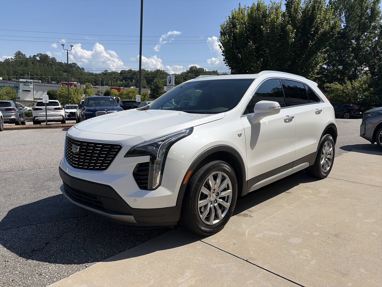 Used 2021 Cadillac XT4 Premium Luxury FWD image 4