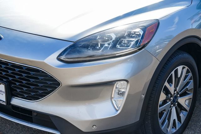 Used 2021 Ford Escape Titanium AWD/4WD image 10
