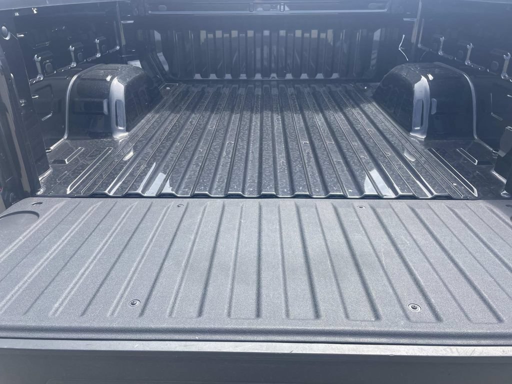 Certified 2023 Chevrolet Silverado 1500 LT AWD/4WD image 8