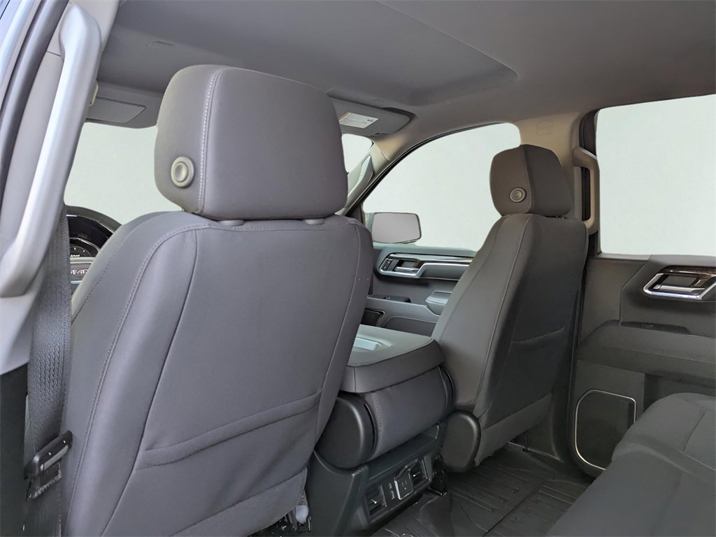New 2026 GMC Sierra 1500 Elevation image 13
