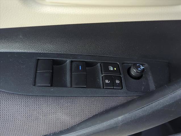 Certified 2022 Toyota Corolla LE FWD image 7