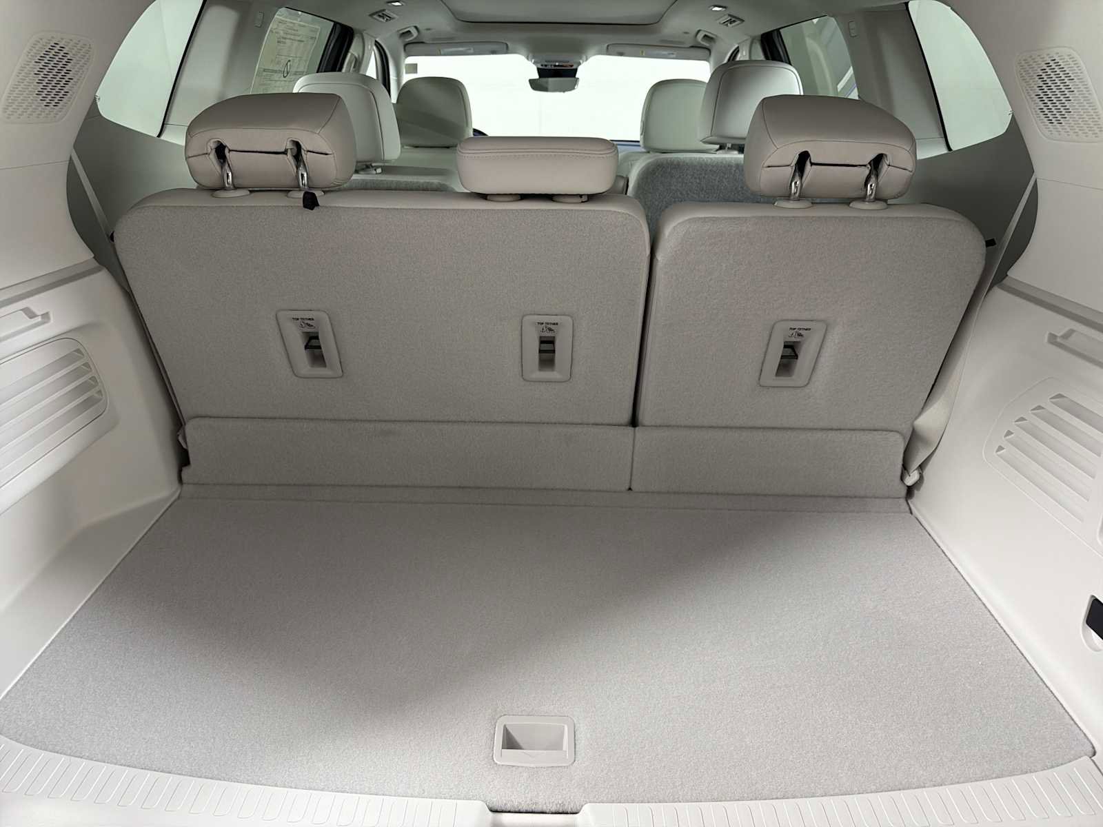 New 2026 Buick Enclave Avenir w/ Super Cruise Package FWD image 17