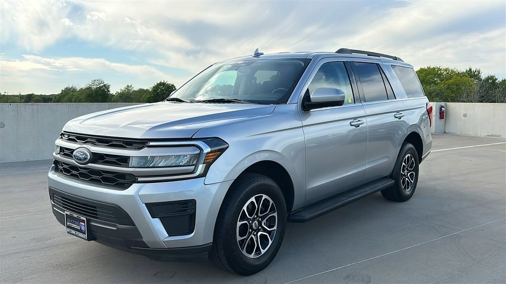 Used 2022 Ford Expedition XLT image 8