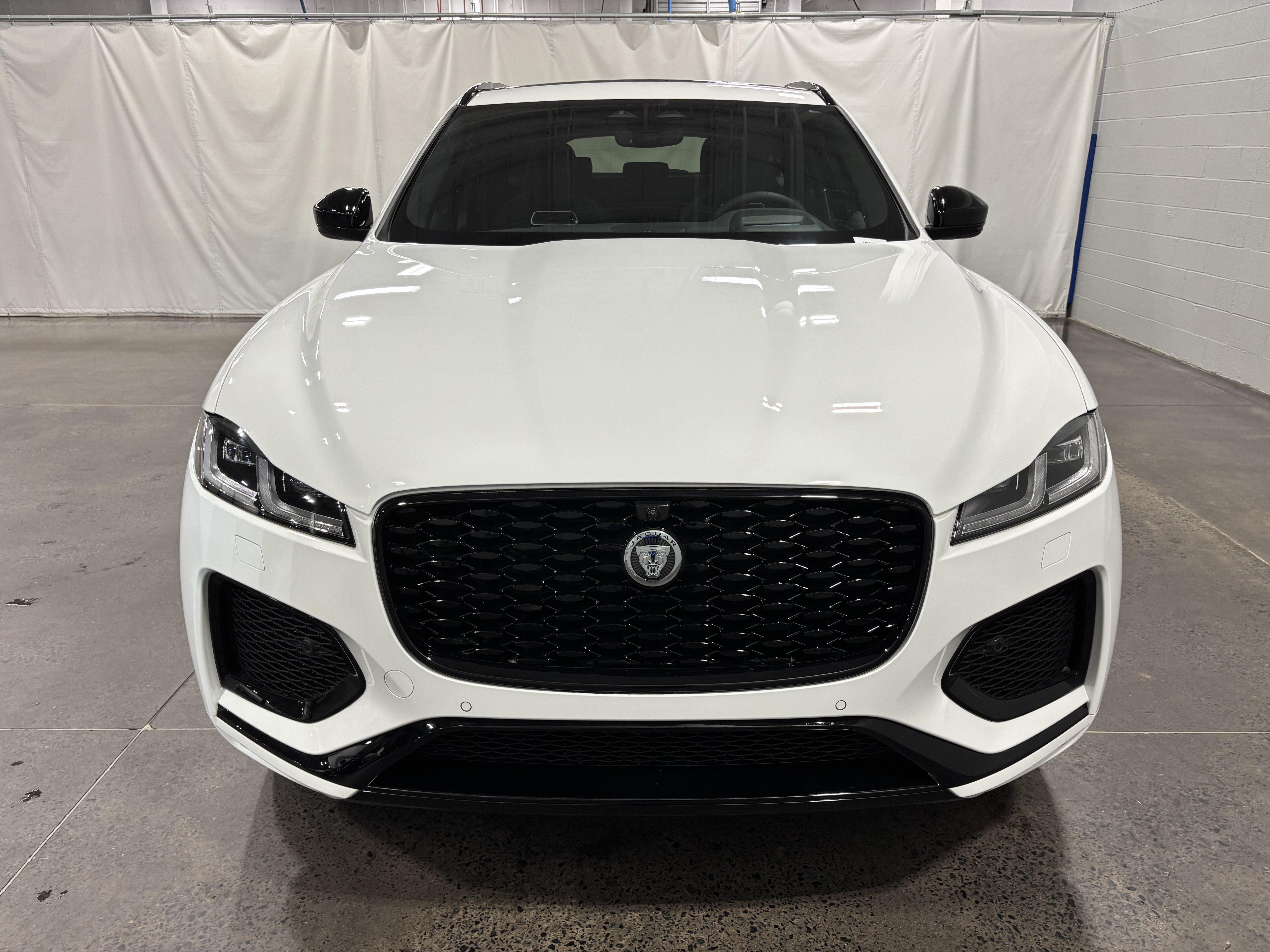 New 2026 Jaguar F-PACE R-Dynamic S AWD/4WD image 12