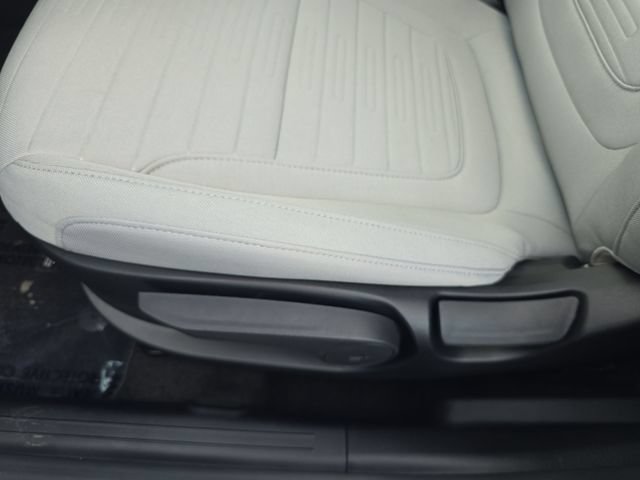 New 2026 Hyundai Santa Cruz SE AWD/4WD image 12