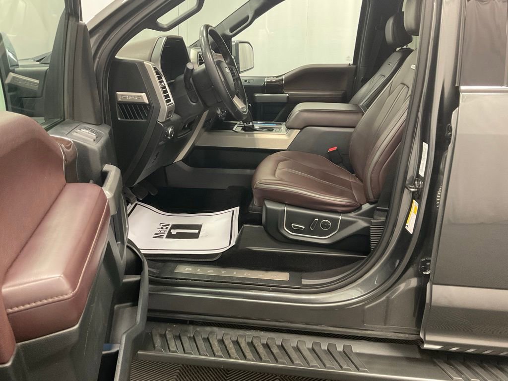 Used 2016 Ford F150 Platinum w/ Equipment Group 701A Luxury image 7