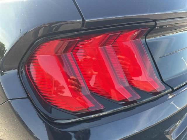 Used 2022 Ford Mustang GT Premium w/ Black Accent Package RWD image 10