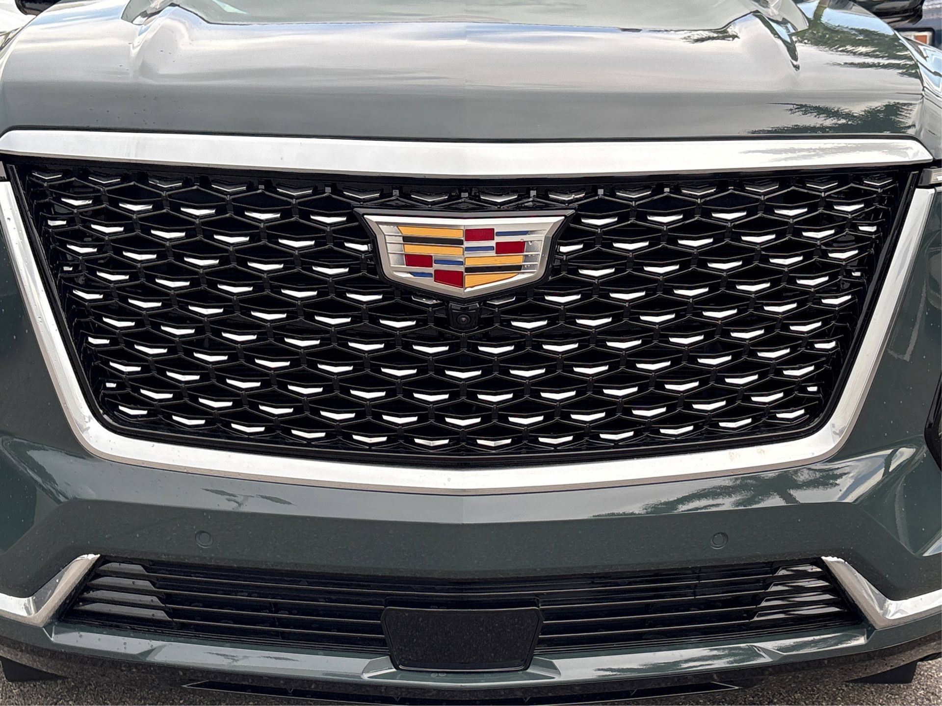 New 2026 Cadillac Escalade ESV Luxury AWD/4WD image 14