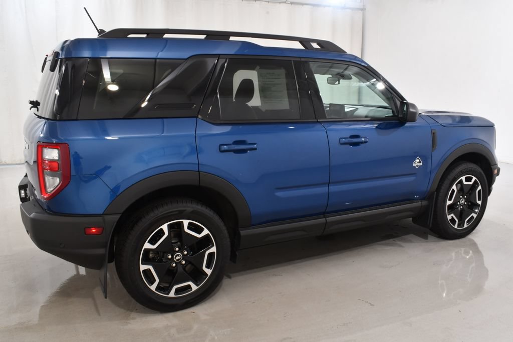 Used 2023 Ford Bronco Sport Outer Banks w/ Tech Package AWD/4WD image 11